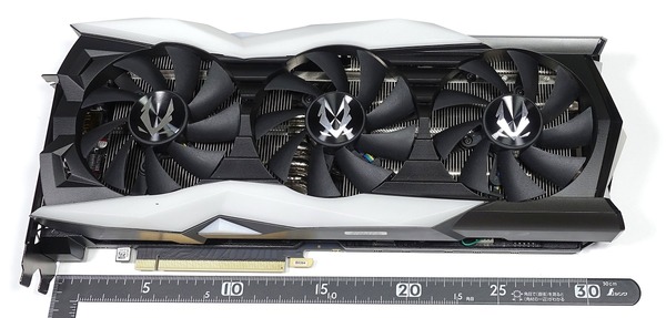 ZOTAC GAMING GeForce RTX 2080 AMP Extreme review_04198_DxO