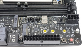 ASRock X399M Taichi review_04655