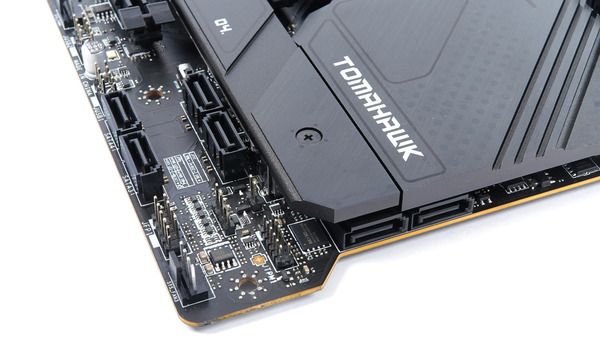 MSI MAG Z690 TOMAHAWK WIFI DDR4 review_01454_DxO