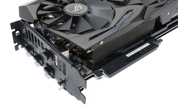 ASUS ROG-STRIX-RTX2070-O8G-GAMING review_05182_DxO