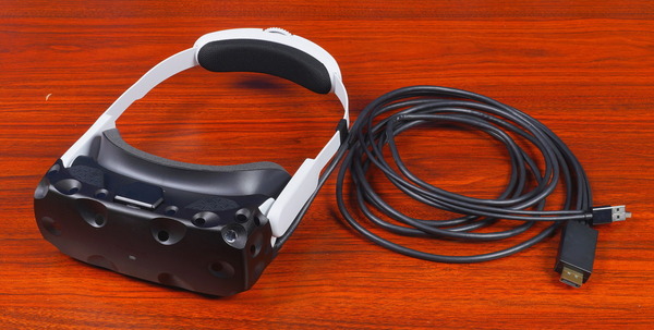 arpara 5K Tethered VR Headset review_04580_DxO