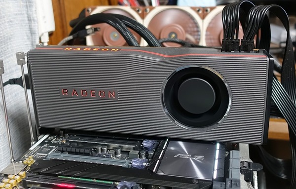 AMD Radeon RX 5700 XT Reference review_02207_DxO