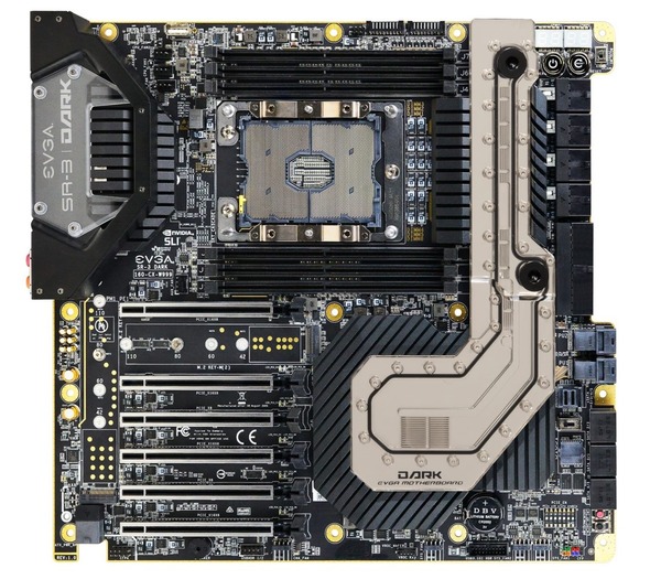 EVGA SR-3 Dark