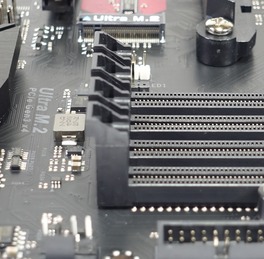 ASRock Fatal1ty X370 Professional Gaming review_06205