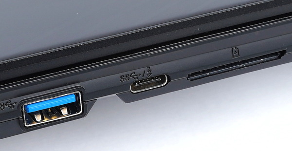 GIGABYTE AERO 15 OLED review_01332_DxO