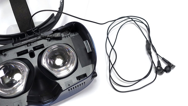 HTC VIVE Cosmos review_02761_DxO