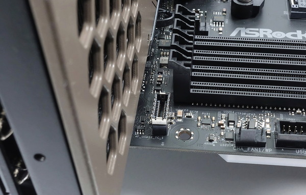 ASRock X570 Taichi Razer Edition review_06859_DxO