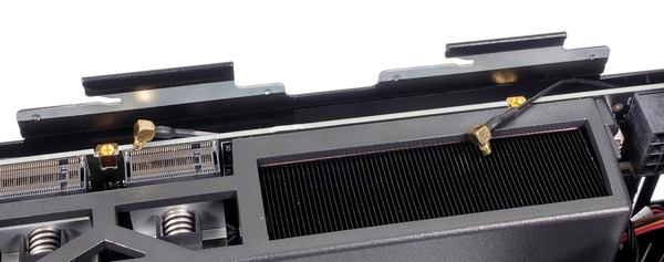 Intel NUC 9 Extreme Kit NUC9i9QNX review_02297_DxO