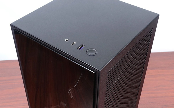 NZXT H1 review_07007_DxO