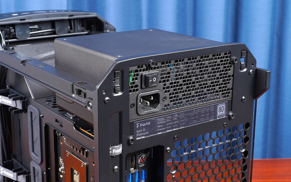 Fractal Design Torrent Nano review_04371_DxO