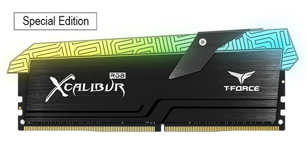 Team T-FORCE XCALIBUR RGB DDR4 (3)
