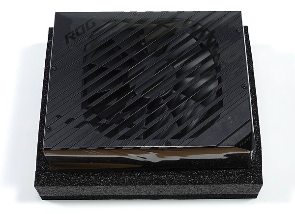 ASUS ROG-THOR-1200P review_05562_DxO