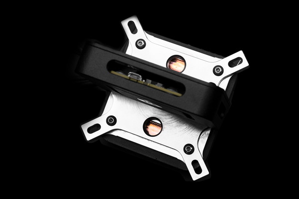EKWB EK-QuantumX Delta TEC - Copper + Nickel (6)
