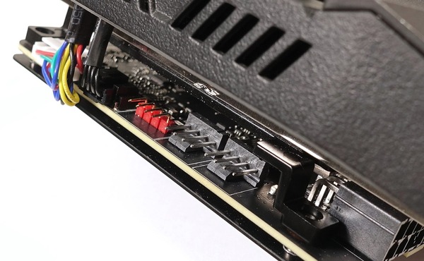 ASUS ROG-STRIX-RTX2070-O8G-GAMING review_05197_DxO
