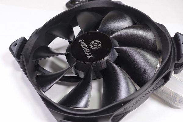 ENERMAX LIQTECH TR4 ELC-LTTR360-TBP review_00480