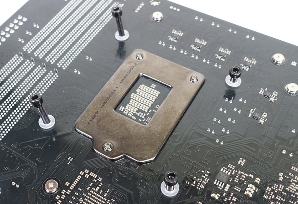 Alphacool Eiswand 360 CPU Black review_07113