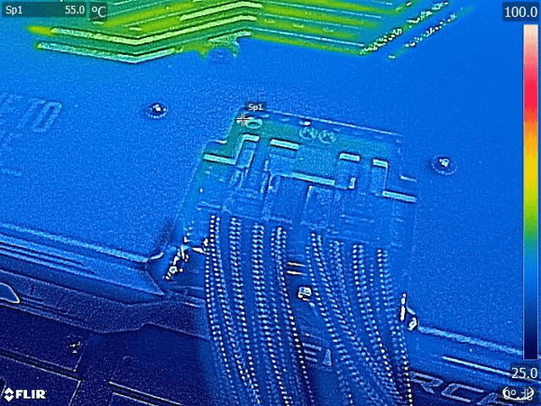 ZOTAC GAMING GeForce RTX 3070 Twin Edge_FLIR (2)