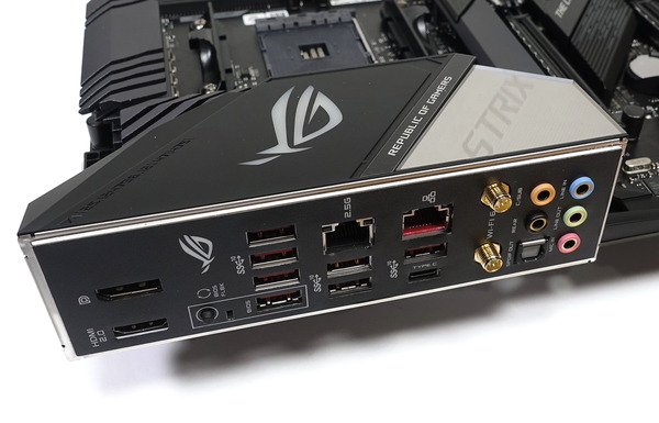 ASUS ROG STRIX X570-E GAMING review_00099_DxO