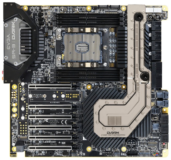 EVGA SR-3 DARK (2)