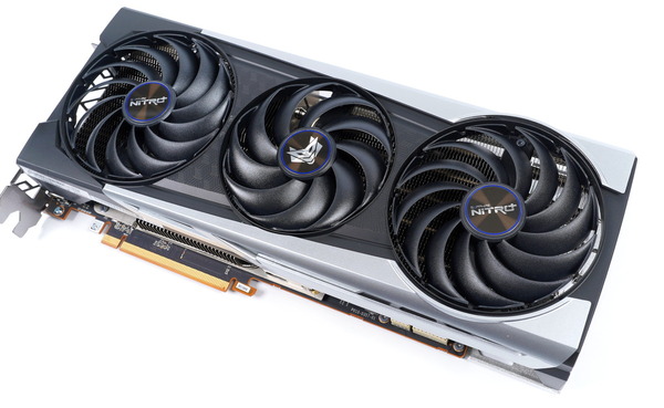 SAPPHIRE NITRO+ Radeon RX 6900 XT OC 16G GDDR6 review_00767_DxO