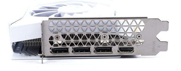 ZOTAC GAMING GeForce RTX 3060 AMP White Edition review_01635_DxO
