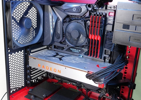 Radeon RX Vega 64 Limited Edition review_02581