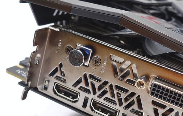 COLORFUL iGame GTX1070Ti Vulcan X Top review_00247