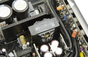 Corsair HX1000i_internal (3)