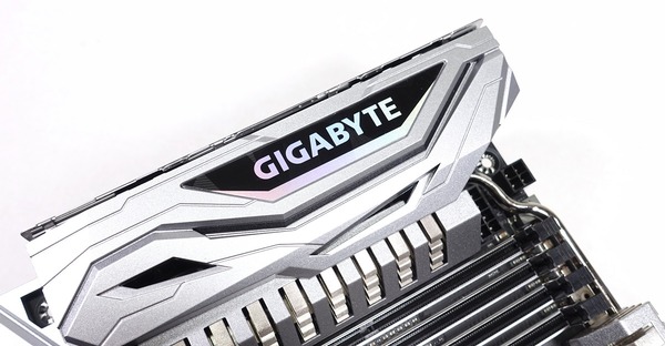 GIGABYTE X399 Designare EX review_02424