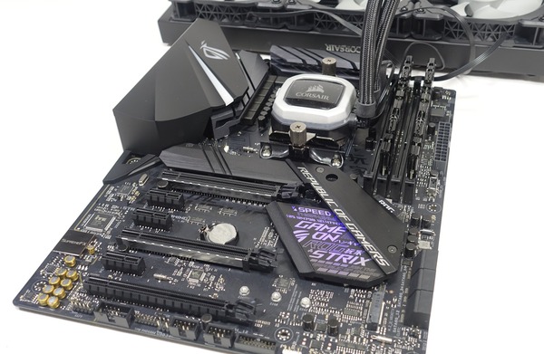 ASUS ROG STRIX X470-F GAMING review_05603