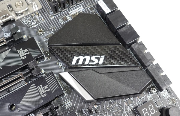 MSI X399 GAMING PRO CARBON AC review_09486