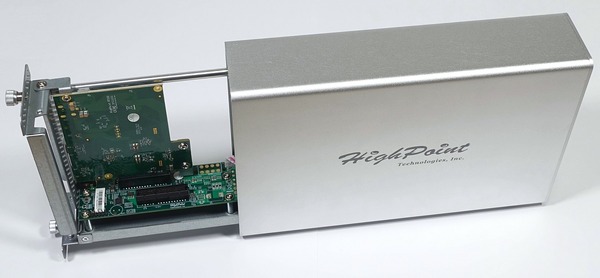 HighPoint RocketStor 6661A-NVMe review_03146_DxO