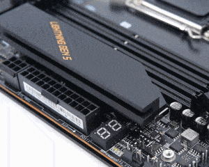MSI MPG X870E CARBON WIFI_hs-min