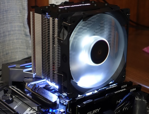 CRYORIG H7 QUAD LUMI review_08338