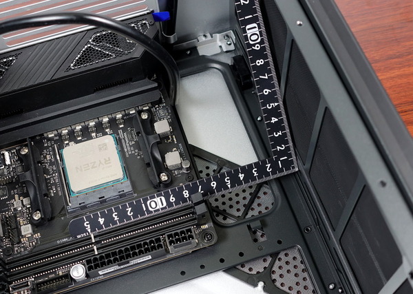Fractal Design Era ITX review_09563_DxO