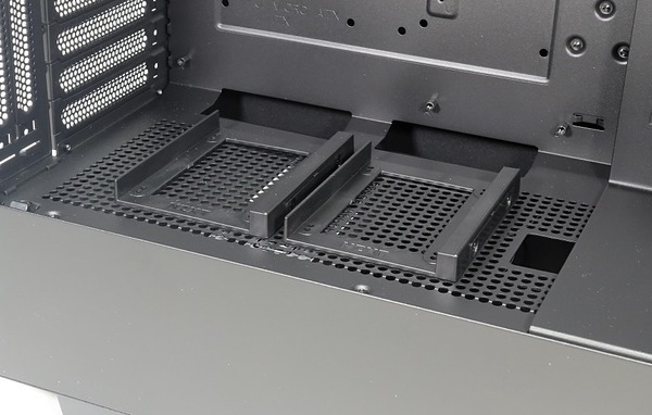 NZXT H500i review_06947_DxO