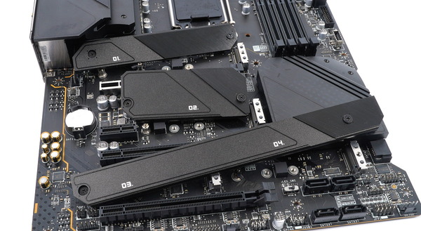 MSI MAG Z690 TOMAHAWK WIFI DDR4 review_01463_DxO