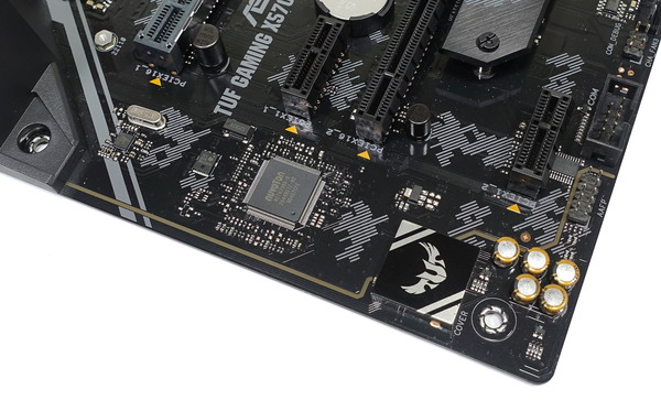ASUS TUF GAMING X570-PLUS (WI-FI) review_00140_DxO