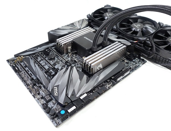 MSI MEG X399 CREATION review_01619_DxO