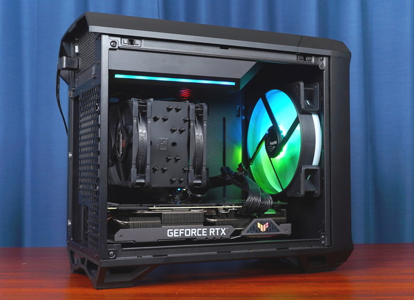 Fractal Design Torrent Nano review_04427_DxO