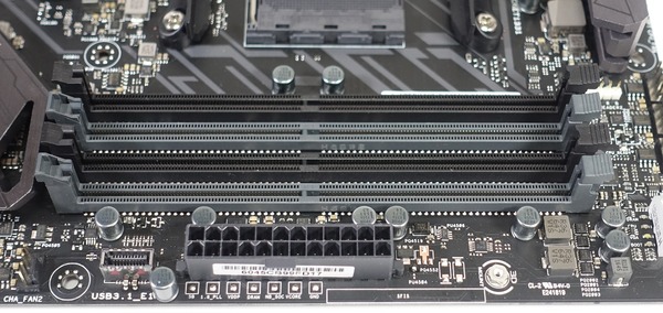 ASUS ROG CROSSHAIR VI HERO review_05089
