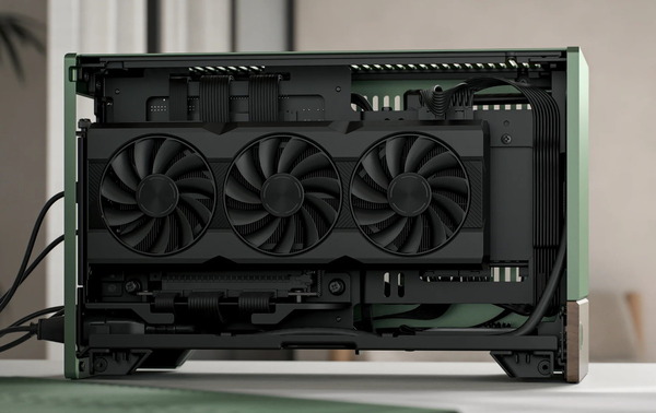 Fractal Design Terra_GPU