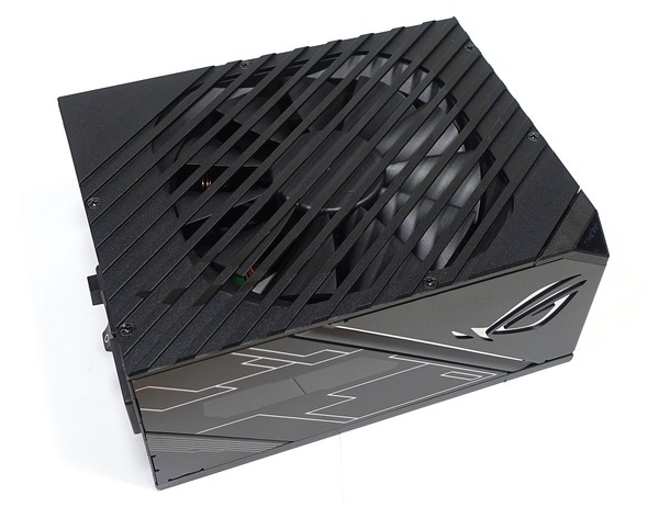 ASUS ROG-THOR-1200P review_05563_DxO