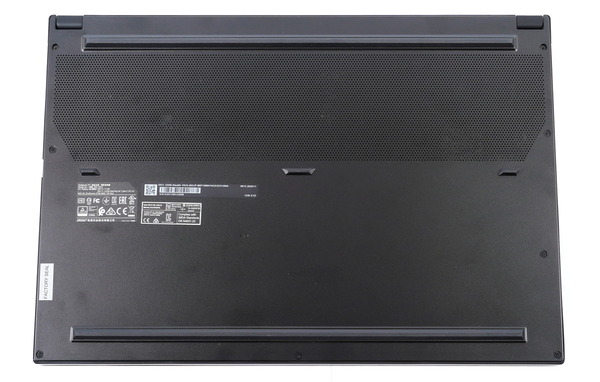 MSI GS66 Stealth GS66-10UG-003JP review_02539_DxO