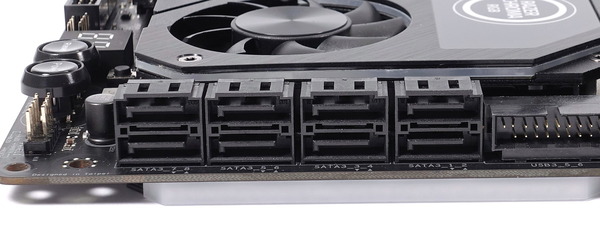 ASRock X570 Taichi Razer Edition review_06845_DxO