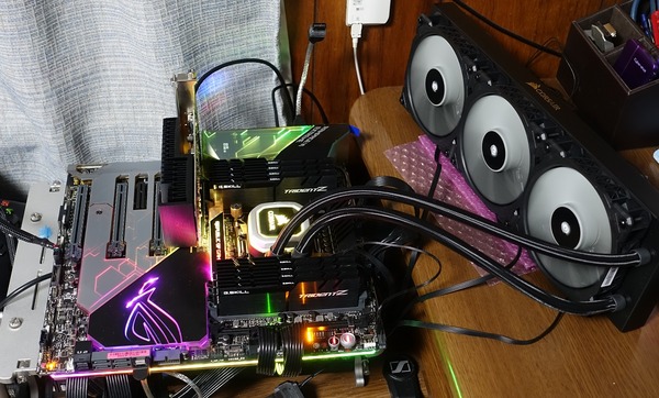 ASUS ROG RAMPAGE VI EXTREME review_04414