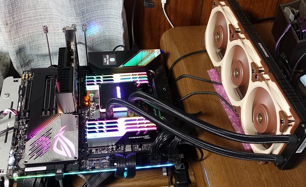 ASUS ROG Zenith II Extreme review_04693