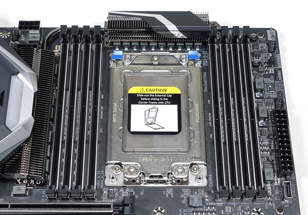 GIGABYTE X399 AORUS XTREME review_02147_DxO