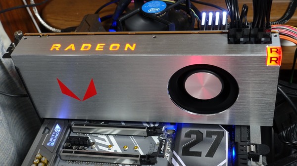 Radeon RX Vega 64 Limited Edition review_02535