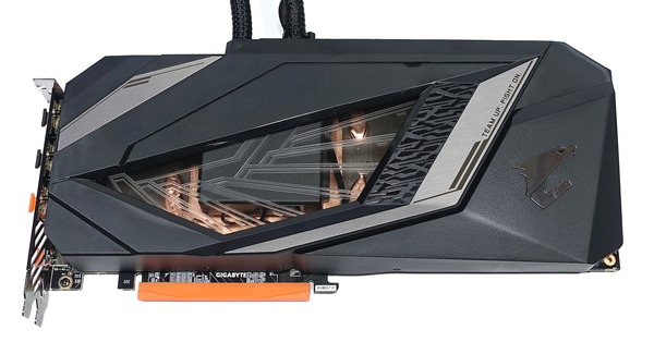 GIGABYTE AORUS GeForce RTX 2080 Ti XTREME WATERFORCE 11G review_07639_DxO